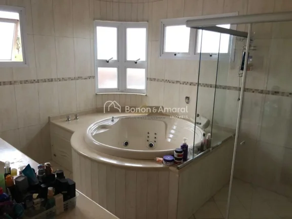 Imagem **Linda Casa à Venda em Condomínio em Valinhos - SP**

Essa maravilhosa casa em condomínio oferec...