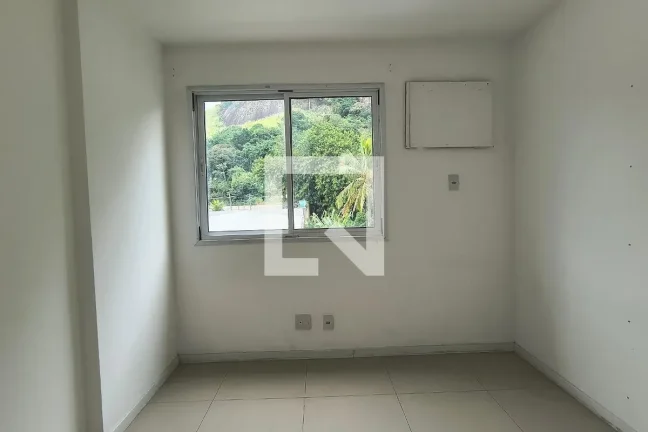 Imagem Apartamento à Venda - Vargem Pequena, 2 Quartos, 70 m2