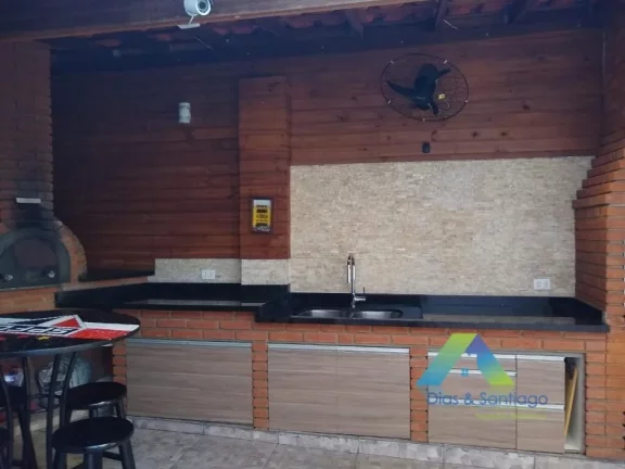 Imagem Casa linda, com móveis planejados em todos os ambientes e um excelente espaço Gourmet para pizza e churrasco, 10 minutos a pé do metrô Conceição.