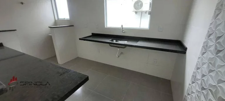 Imagem Sobrado com 1 dormitório à venda, 61 m² por R$ 300.000,00 - Mirim - Praia Grande/SP