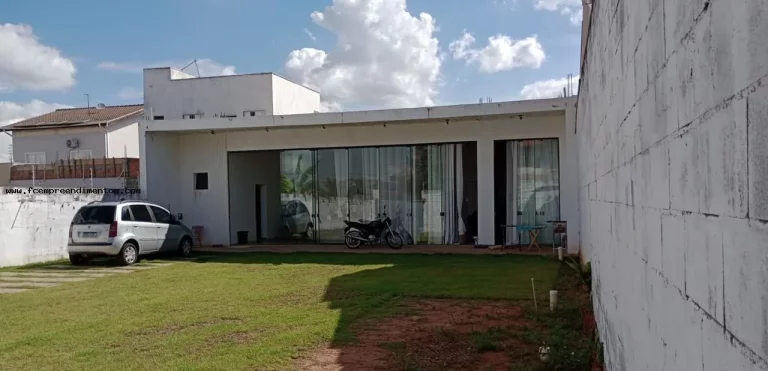 Casa / Sobrado para Venda em Paulínia, Jardim Planalto, 2 dormitórios, 2 banheiros, 4 vagas