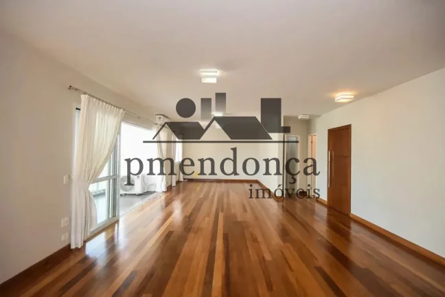 Imagem Apartamento em Pinheiros com 4 quartos (3 suítes) e 4 vagas, 270m²