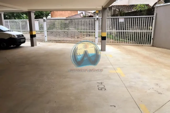 Imagem Apto à venda em Ubatuba-SP, Centro: 2 quartos, 1 suíte, 1 sala, 2 banheiros, 1 vaga - 75,00 m² de área.