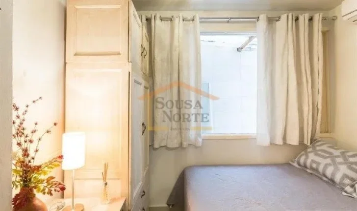 Imagem Apartamento reformado, 1 dormitório, com armários, sala ampla, cozinha com armários, banheiro, se...