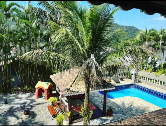 Imagem Casa em Condomínio para Venda em Ubatuba / SP no bairro Horto Florestal