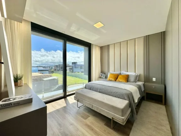 Imagem Casa em Condominio 4 Dormitórios - Bairro xangri-la