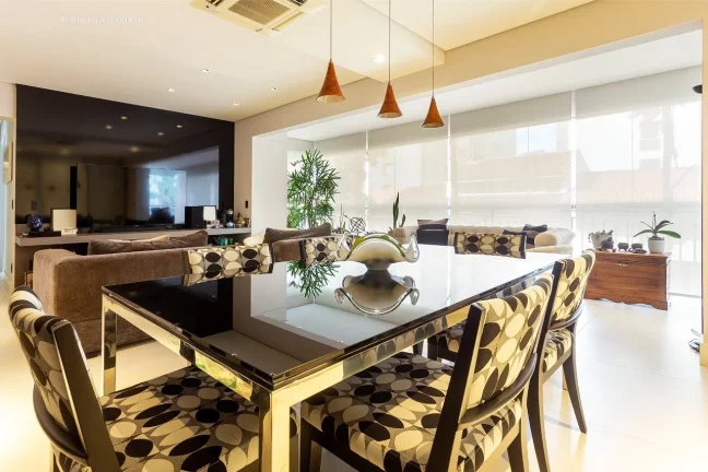 Apartamento com 2 Quartos à Venda,  em Itaim Bibi - São Paulo