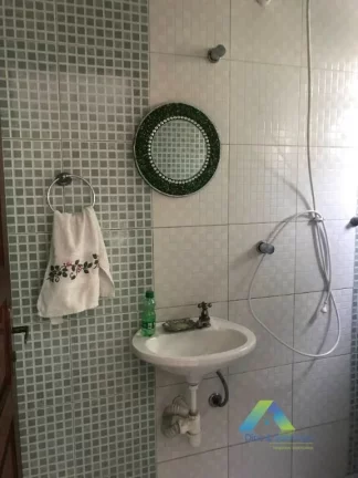 Imagem SÃO CAETANO Casa condomínio semi aberto com segurança particular, 280 metros, 3 dormitórios, 3 salas, 4 vagas com piscina, churrasqueira, lareira.