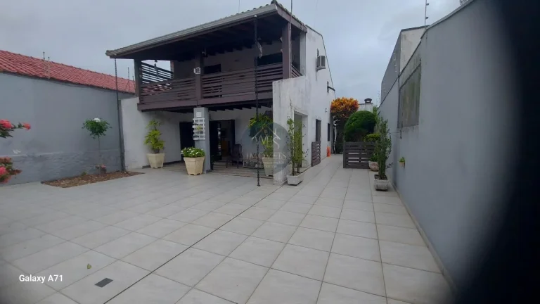 Imagem Casa para Venda em Itanhaém, Cibratel I, 5 dormitórios, 1 suíte, 3 banheiros, 3 vagas