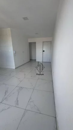 Imagem Apartamento com varanda/sacada no bairro do Portal do Sol- AP2710.