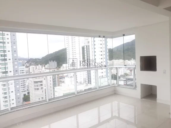Imagem Apartamento com 3 suítes à venda no Centro de Balneário Camboriú/SC