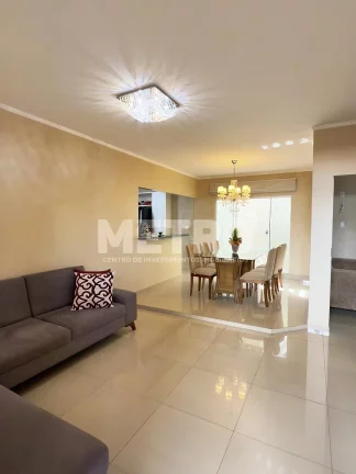 Imagem Casa à venda no Caminho do Sol, 3 quartos sendo 1 suíte, PETROLINA - PE