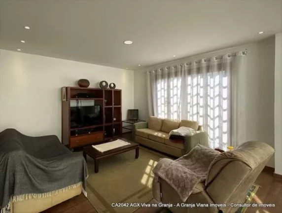 Imagem Cond. SP II - 4 dorms (2 sts). Muito conforto, salão festas gourmet, rua tranquila, plana e sem saída, frente para área de preservação do condomínio!