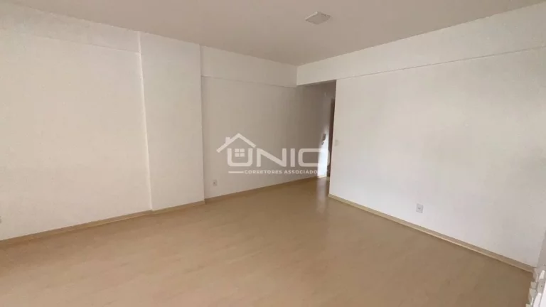 Imagem Apartamento Suíte e 2 Dormitórios Semi Mobiliado - Ed San Marino