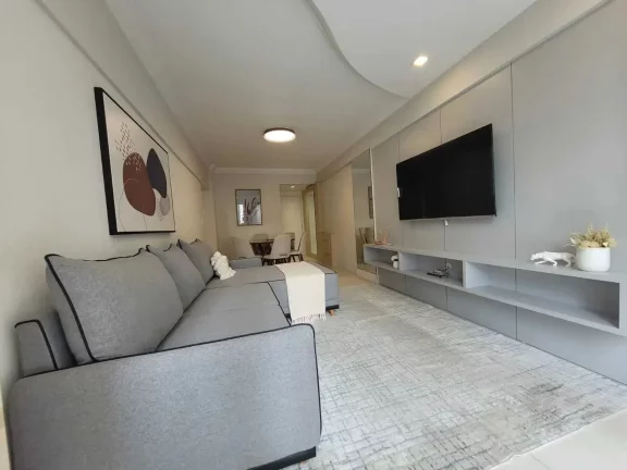 Imagem Apartamento com 3 dormitórios sendo 1 suíte e 1 vaga de garagem, no Centro de Balneário Camboriú