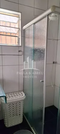 Imagem Casa Térrea 125m², 3 Dormitórios, 1 Banheiro, 1 Lavabo, 2 Vagas, Churrasqueira, Cômodo de depósito na Vila Bela Vista, Santo André