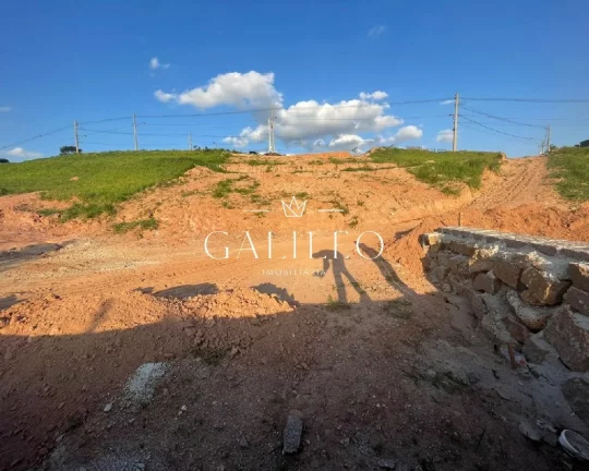 Imagem Vende Lote em Construção com 656 m² Horto Florestal - Jundiaí- SP - Área construída construída 358 m² - projetos, fundação, piscina e muro de arrimo.