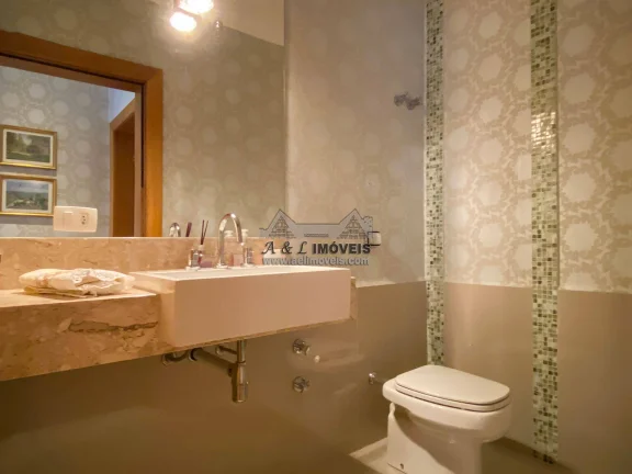 Imagem Casa à venda em Campos do Jordão – Com 5 suítes no Alto do Capivari