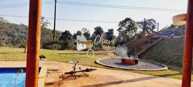 Imagem Chácara à venda em Ibiúna com 4 Dormitórios