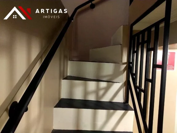 Imagem Casa Comercial á venda próximo a Av Paulista 100 m² subdivididos em 3 andares