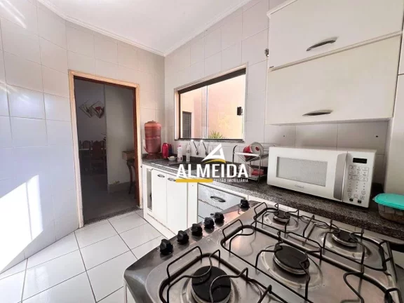 Imagem Casa com 3 dormitórios à venda, 142 m² por R$ 630.000,00 - Jardim São Paulo II - Rio Claro/SP