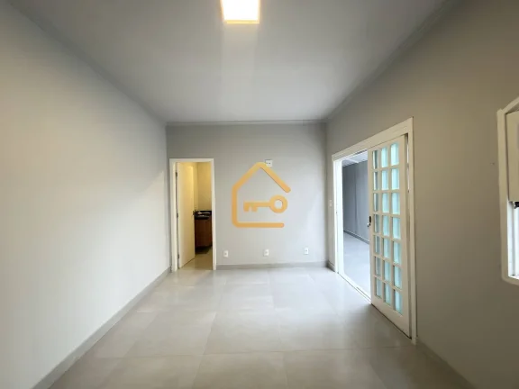 Imagem Casa à venda com 3 quartos, 2 banheiros, Jd Santa Maria, Jacareí SP