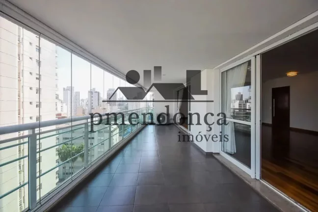 Imagem Apartamento em Pinheiros com 4 quartos (3 suítes) e 4 vagas, 270m²