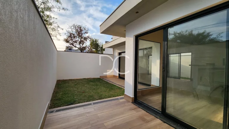 Imagem Condomínio Terras de São Francisco - Venda Sobrado AC 168 m² | AT 194,62 m² | 3 Dorm | 1 Suíte | 3 Ban | 2 Vagas