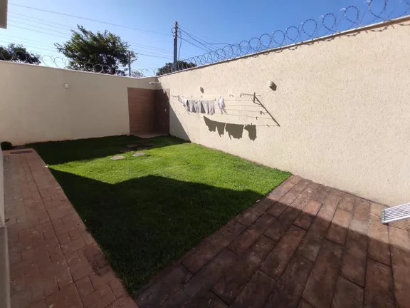 Imagem Casa De 3 Suite Sozinha No Lote Na Chacara São Pedro