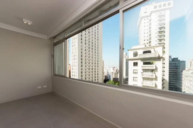 Imagem Apartamento Jardim Paulista - 212M², Reformado, 4 Dorms, 1 Suíte, 2 Vagas Determinadas, Lavabo, Banheiro de Serviço.