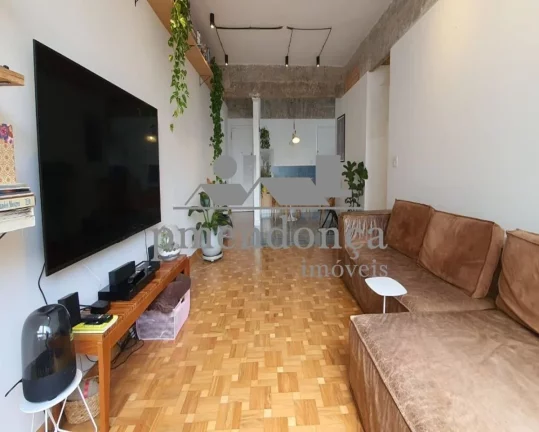 Imagem Apartamento reformado em Pinheiros tipo loft com 106m², 2 quartos e 1 vaga.