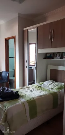 Imagem Sobrado triplex com 3 suites e duas vagas na Vila Rosália - Guarulhos - A VENDA!!!