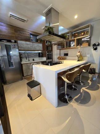 Imagem Casa Venda Condomínio Terras do Cancioneiro - Paulínia/SP

Terreno e Área de Construção: Com um...