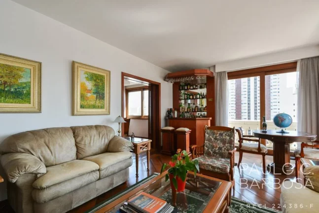 Imagem Pinheiros Venda - 4 Dormitórios (3 Suítes) - 4 Vagas - 246m²