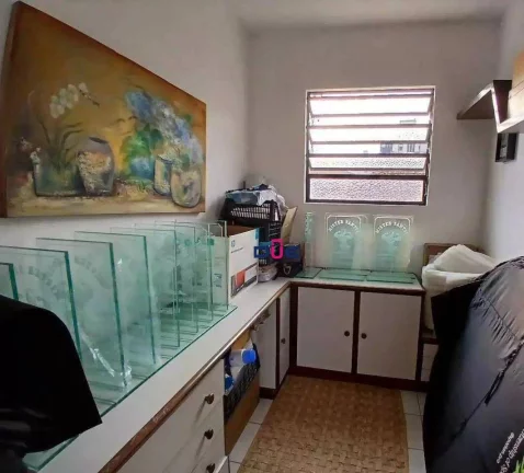 Imagem Casa com 6 dormitórios à venda, 268 m² por R$ 1.200.000 - Embaré - Santos/SP