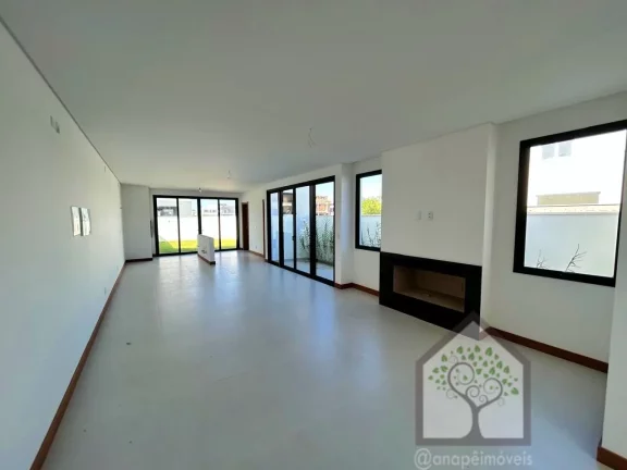 Imagem Casa 3 suítes a 800 m da praia no Campeche