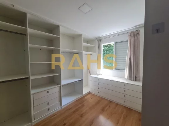 Imagem Uma bela casa com 4 quartos sendo 3 suítes, ficam no imóvel splits, sala ampla, sala de Tv, cozinh...
