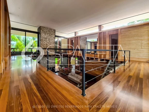 Mansão contemporânea e incrivelmente decorada à venda na Fazenda da Grama