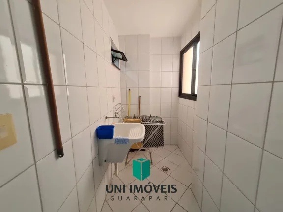 Imagem Apartamento à venda na Praia do Morro em Guarapari - Varanda, Elevador e Vista lateral para o mar