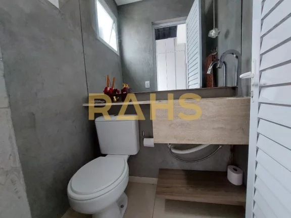 Imagem Cobertura Plana mobiliada, com 125 m² privativos, sendo 2 suítes, sala de estar jantar, cozinha, l...