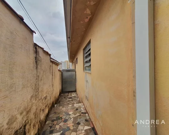 Imagem CASA ASSOBRADADA - 1 DORMITORIO COM 1 VAGA + 1 DORMITORIO COM BANHEIRO