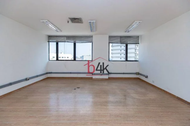 Imagem Sala Comercial de 122m² em Santo Amaro
