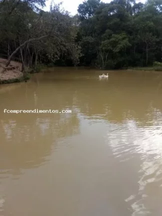 Imagem Chácara para Venda em Limeira, Bairro dos Frades, 3 dormitórios, 1 banheiro, 1 vaga
