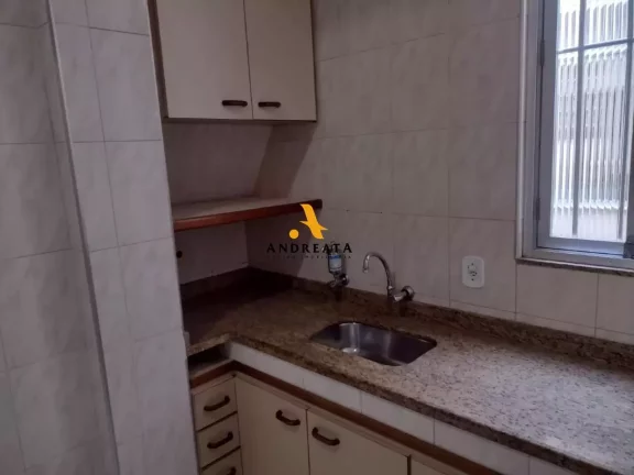 Imagem Gloria - Rua Santo Amaro - Vendo ótimo apto 2 quartos , boa cozinha - localiação privilegiada - R$390.000,00 - Agende uma visita!