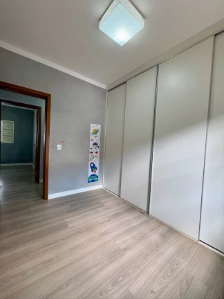 Imagem Casa 3 dormitórios sendo 1 suíte, Vila Nipônica