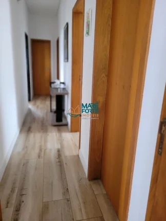Imagem Casa de Condomínio em Taubaté SP.
