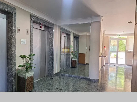 Foto do imóvel: Apartamento Padrão