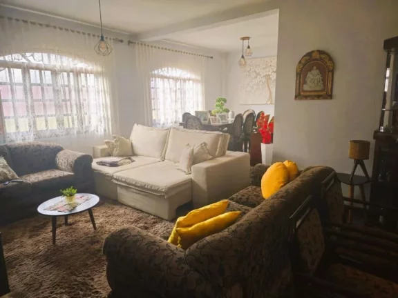 Imagem Sobrado com 3 dormitórios à venda, 415 m² por R$ 1.100.000,00 - Vila Acoreana - Poá/SP