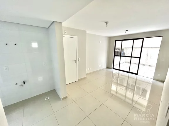 Apartamento 2 dormitórios na Trindade, Florianópolis/SC