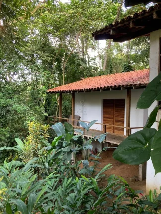 Imagem Excelente casa - 1 suíte- varanda- 2 terrenos- Praia do Félix- Ubatuba- SP